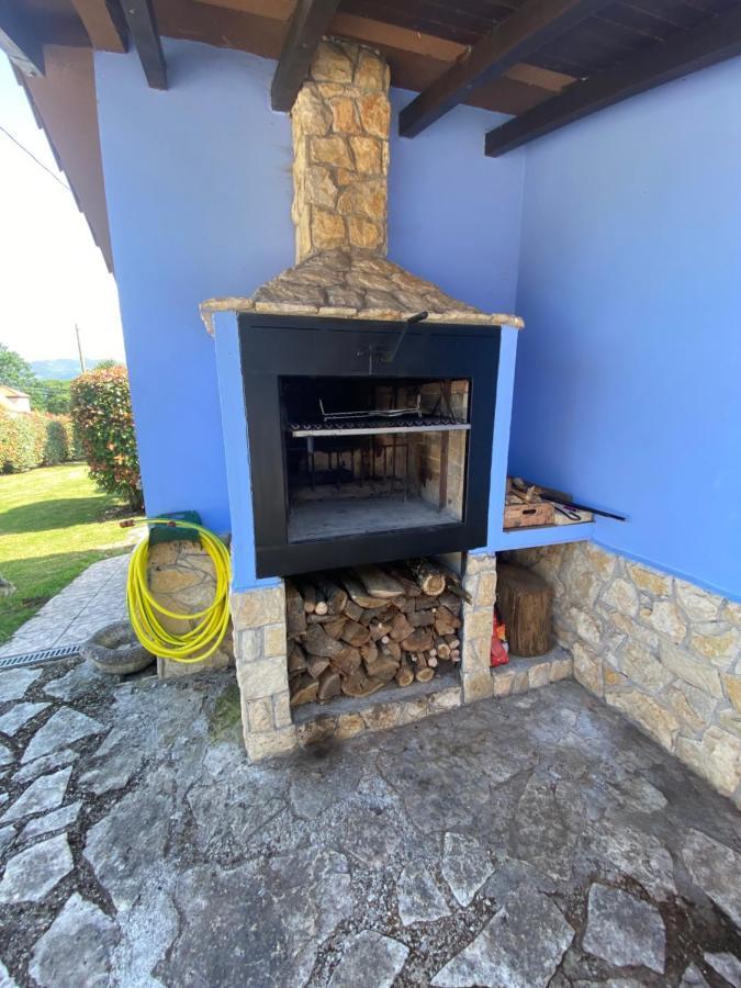 Villa Paraes Нава Экстерьер фото